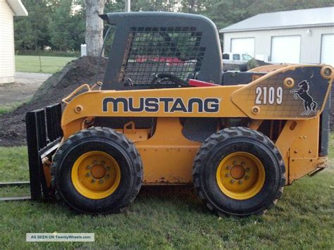 is 4000 hours a lot for a skid steer|how many hours is a skid steer.